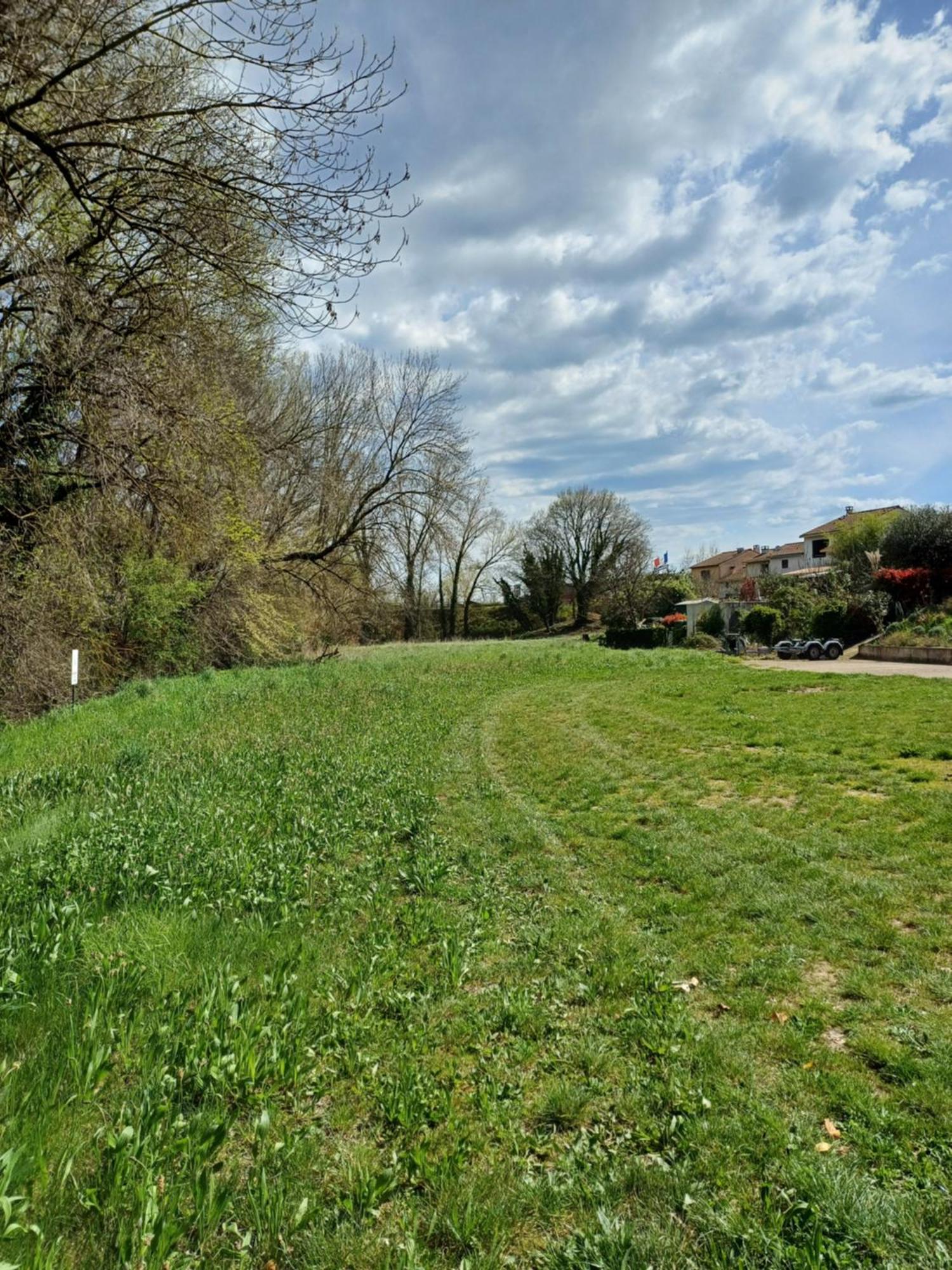 Studio 10M2, Terrasse 18M2 , Parking, Piscine Et Accueille Les Animaux Quissac  Exteriér fotografie